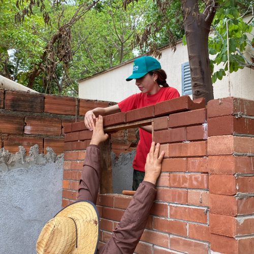 D42FA7E8-5583-4E85-86E3-2CFF2763D6F6